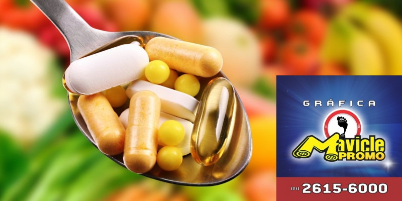DPSP cria a sua própria marca de vitaminas   Guia da Farmácia   Imã de geladeira e Gráfica Mavicle Promo